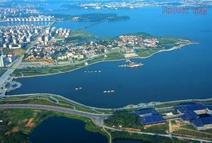 岳陽開發(fā)區(qū):創(chuàng)新驅動引領經濟發(fā)展新常態(tài)