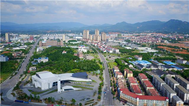 瀏陽開發(fā)區(qū)全面奏響“產(chǎn)城融合”進(jìn)行曲