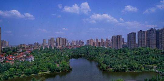 自貢高新區(qū)加速創(chuàng)造千億產業(yè)園區(qū)