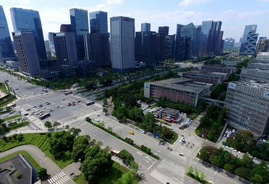 成都高新區變革30年：農田上崛起一座現代化新城