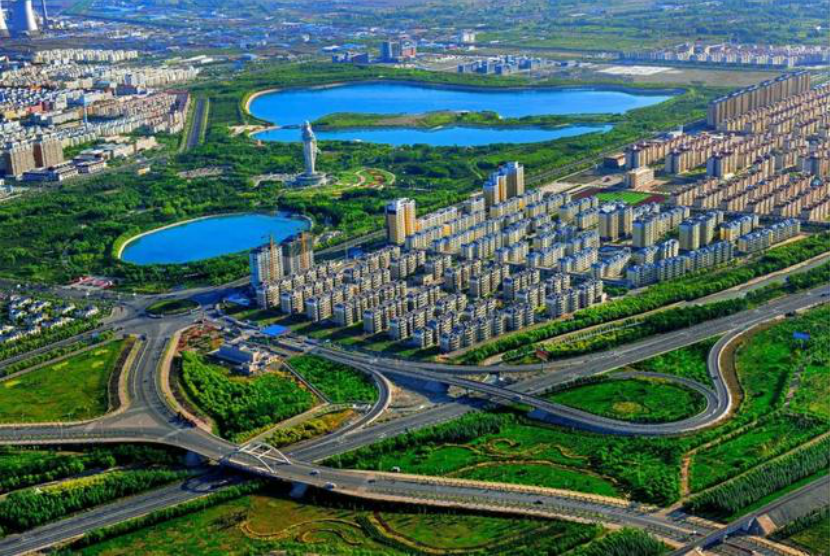 河西走廊經(jīng)濟(jì)帶——絲綢之路生命線上的科技之光系列報(bào)道之一 走進(jìn)明珠嘉峪關(guān),雄關(guān)腳下譜新篇