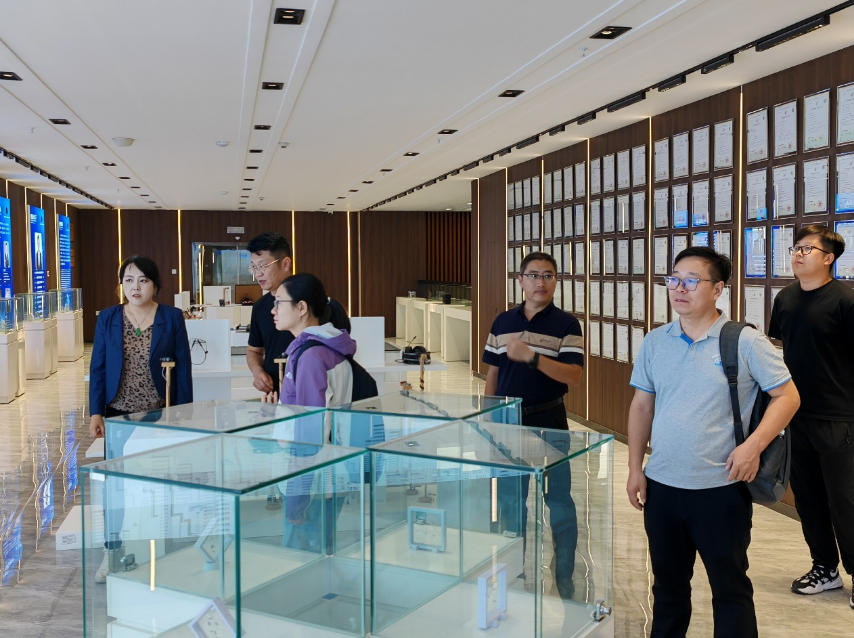 錨向新質(zhì)生產(chǎn)力，書(shū)寫(xiě)逐高新華章——我院赴赤峰高新區(qū)調(diào)研